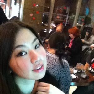 Meet your Posher, Roberta